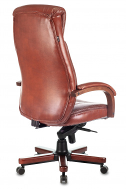 Кресло руководителя Бюрократ T-9922WALNUT, обивка: кожа, цвет: светло-коричневый (T-9922WALNUT/CHOK)