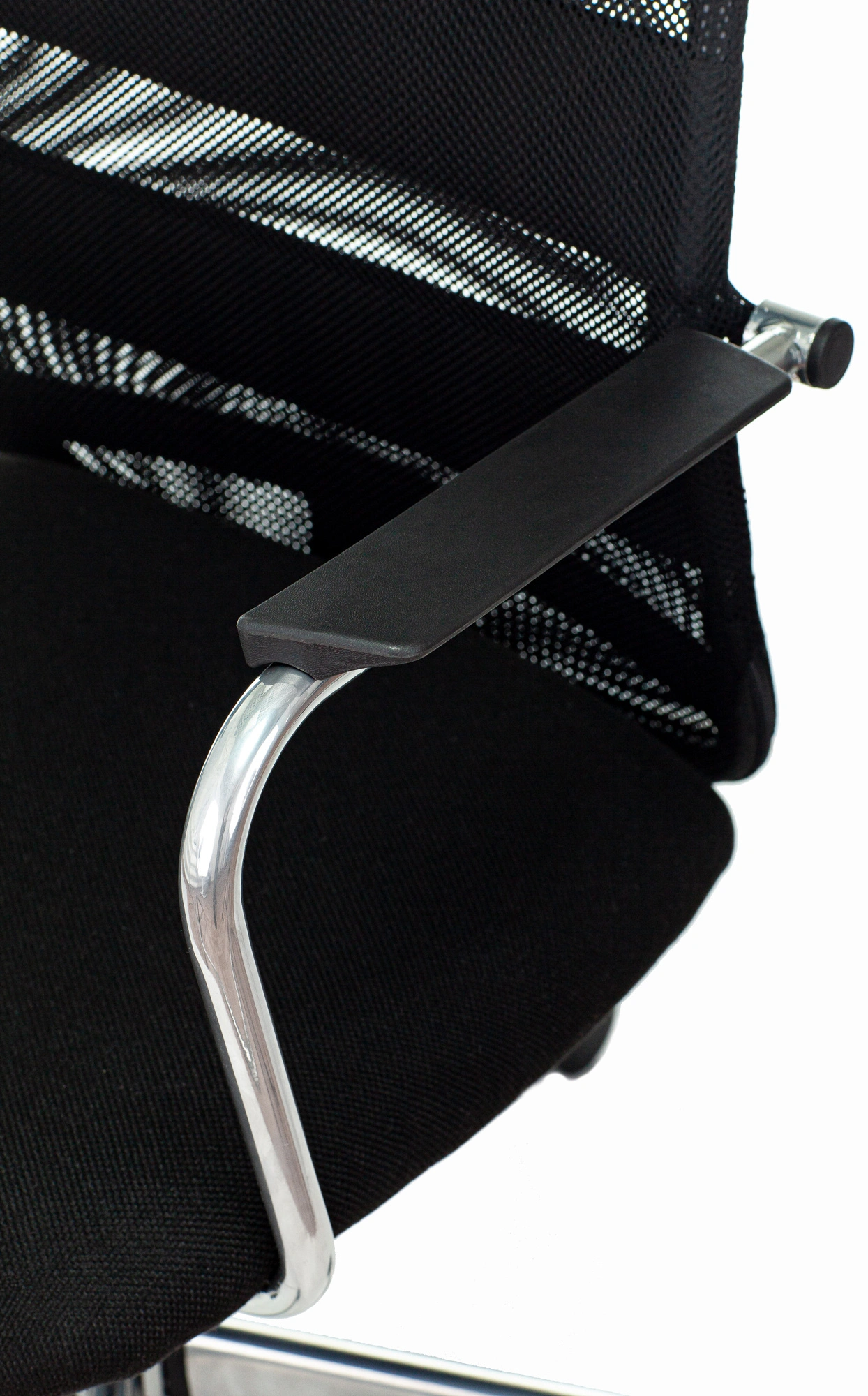 Кресло Бюрократ KB-5M, обивка: сетка/ткань, цвет: черный 3C11 (KB-5M/SL/BLACK) от магазина Buro.store