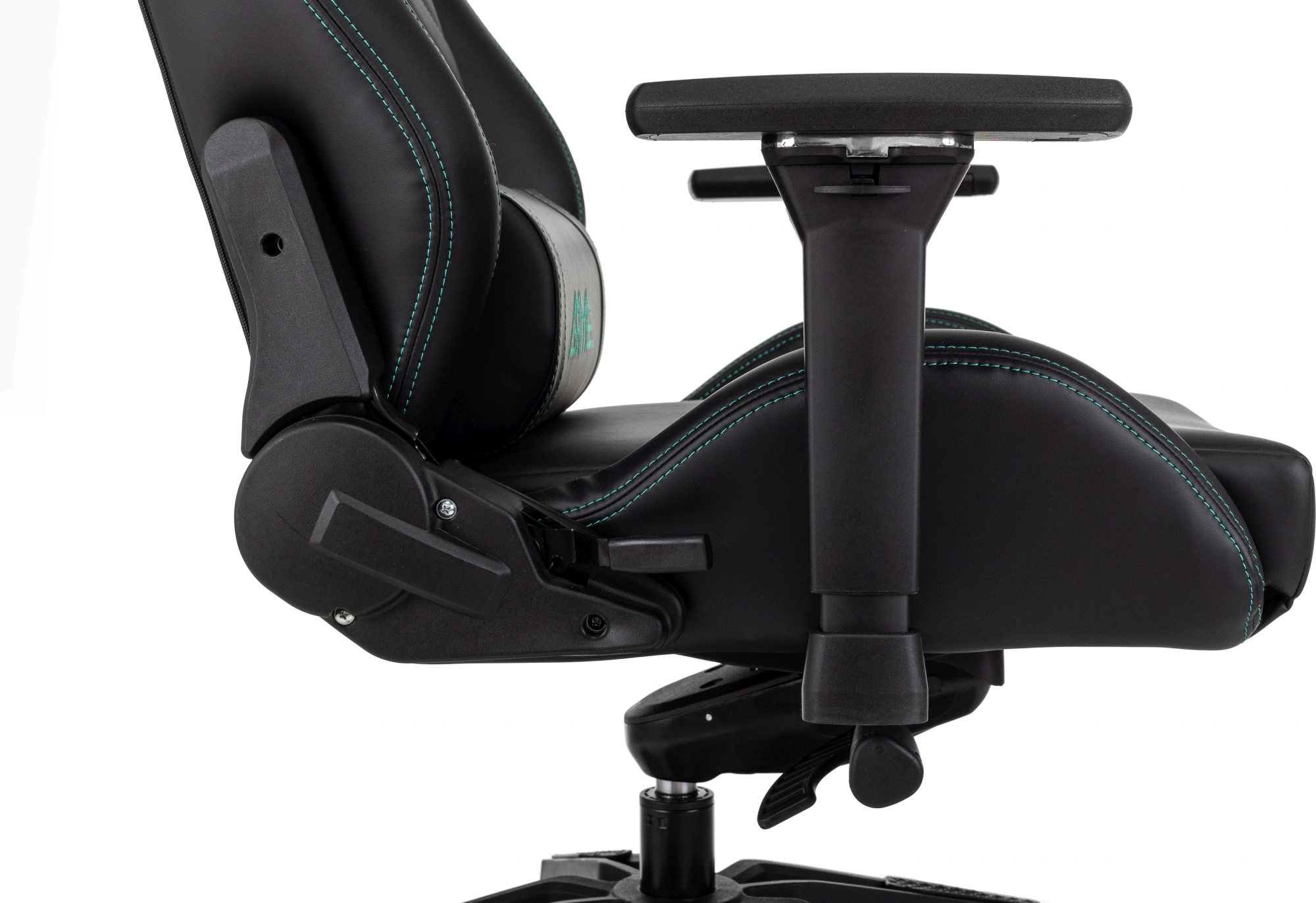 Кресло игровое Knight Titgame, обивка: экокожа, цвет: черный (KNIGHT TITGAME) от магазина Buro.store