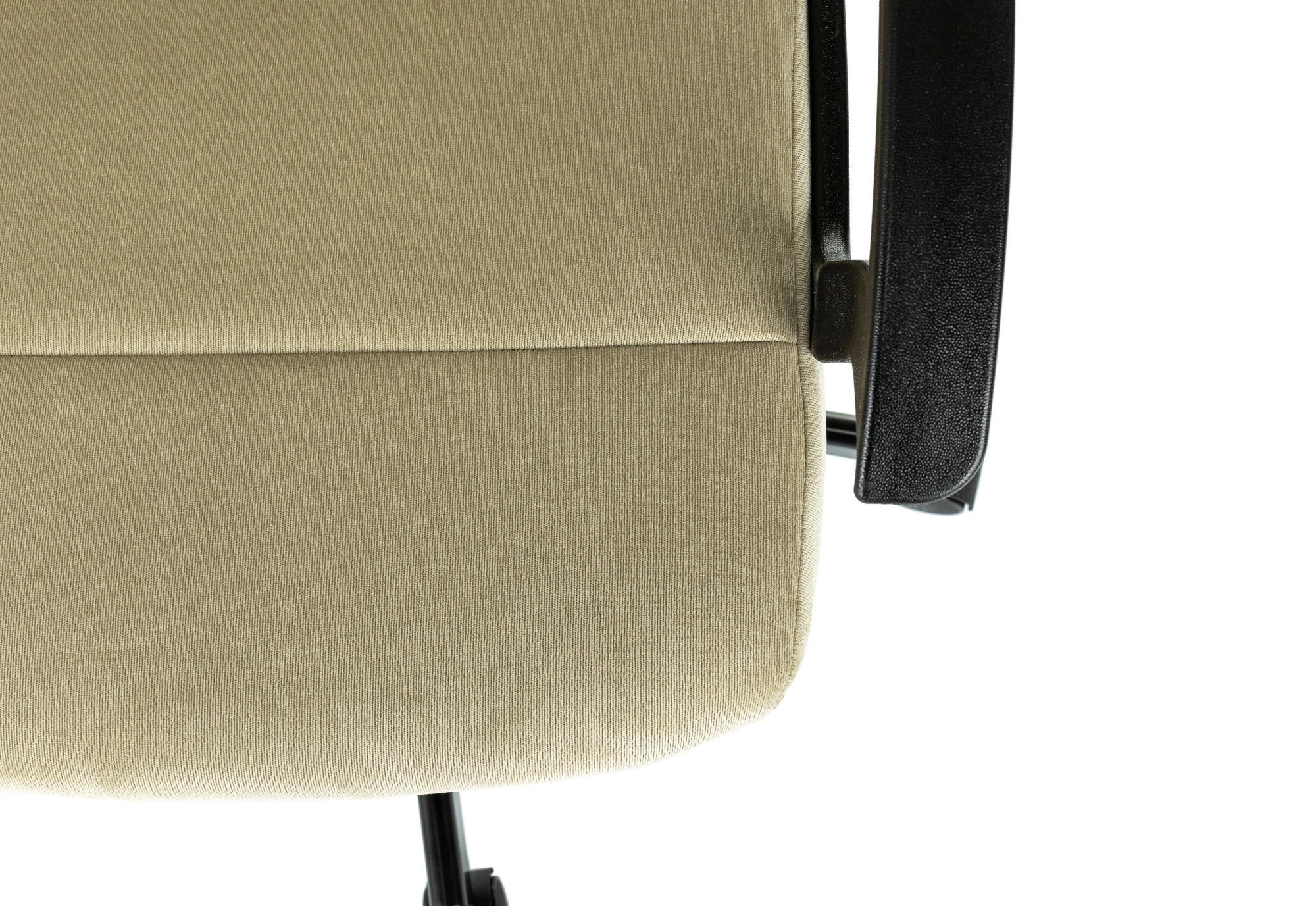 Кресло Бюрократ Triest, обивка: ткань, цвет: песочный (TRIEST FABRIC-LT21) от магазина Buro.store